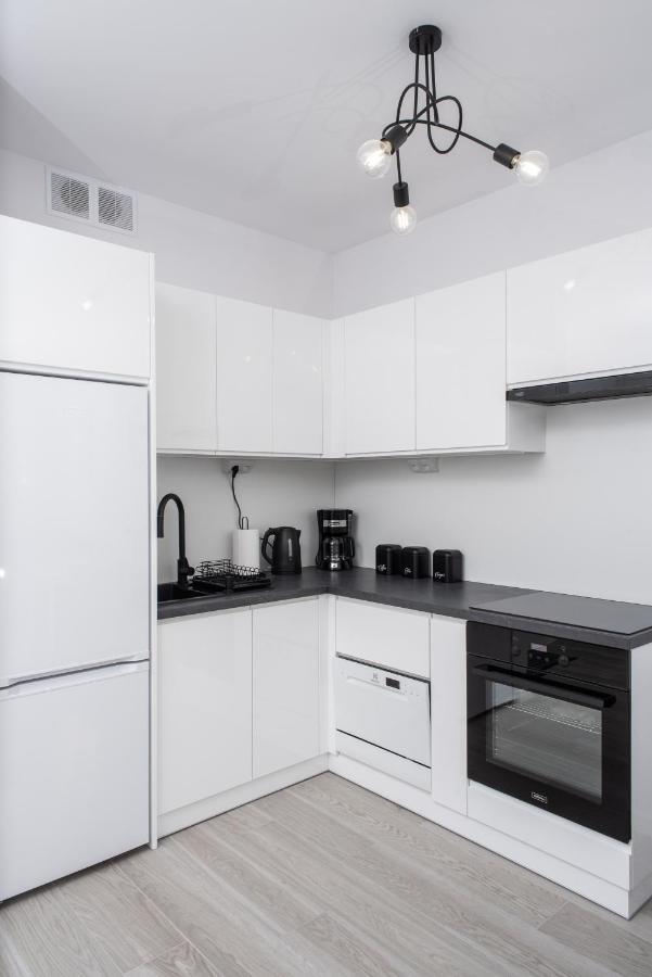 Apartament Happy Holiday 코워브제크 외부 사진