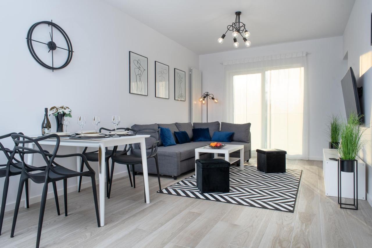 Apartament Happy Holiday 코워브제크 외부 사진